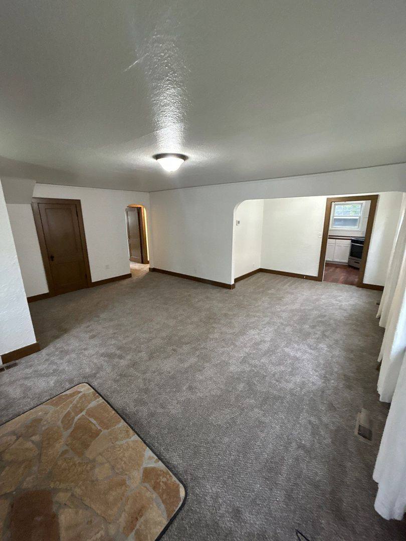 House for rent at 422 SW 9th St, Corvallis, OR 97333