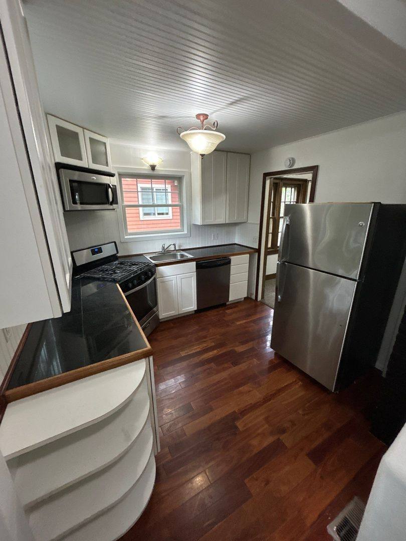 House for rent at 422 SW 9th St, Corvallis, OR 97333