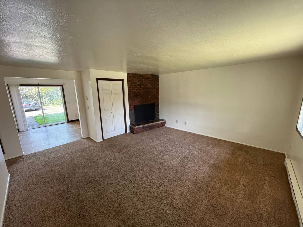 Apartment for rent at 3875 Iberis St NE, Salem, OR 97305
