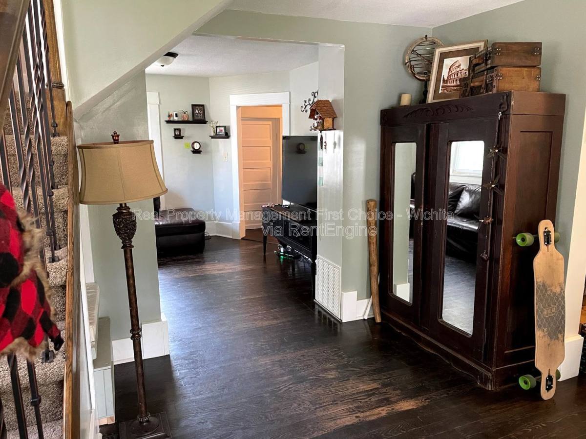 House for rent at 830 S Fern St, Wichita, KS 67213