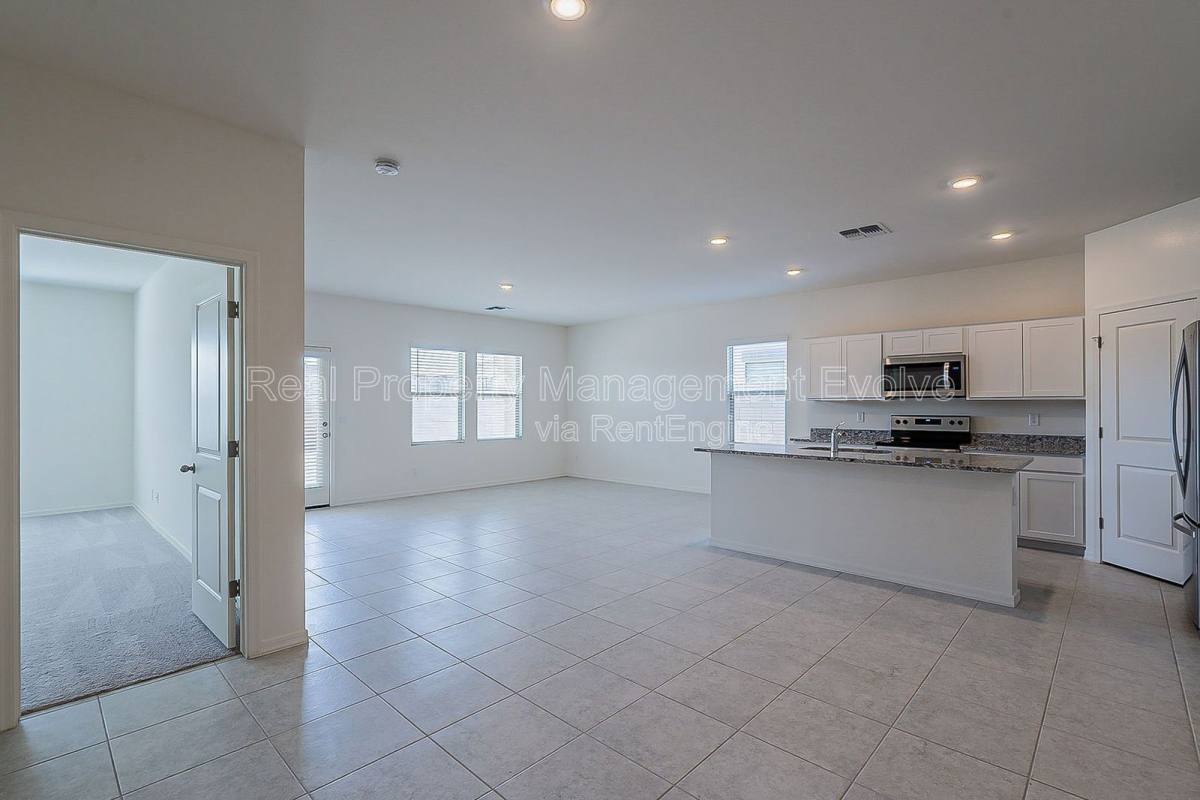 House for rent at 19410 W Hazelwood St, Litchfield Park, AZ 85340