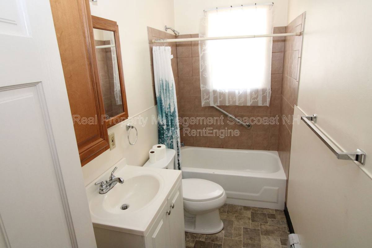 Apartment for rent at 30 Lafayette St, Rochester, NH 03867