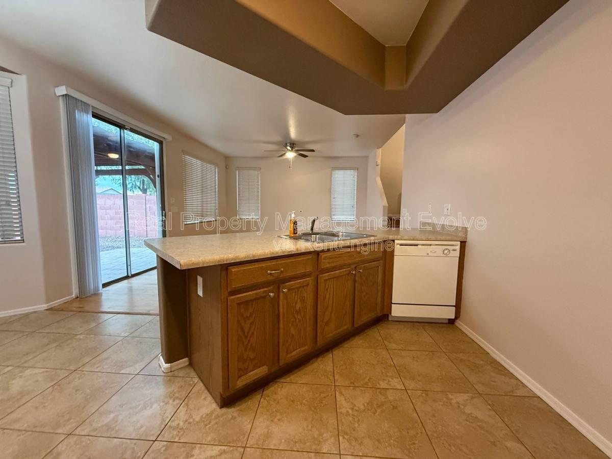 House for rent at 9854 E Escondido Ave, Mesa, AZ 85208