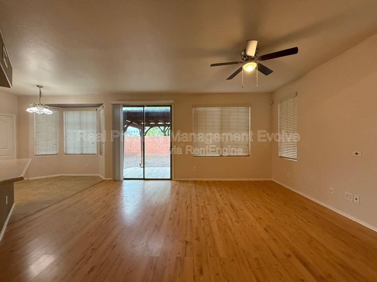 House for rent at 9854 E Escondido Ave, Mesa, AZ 85208