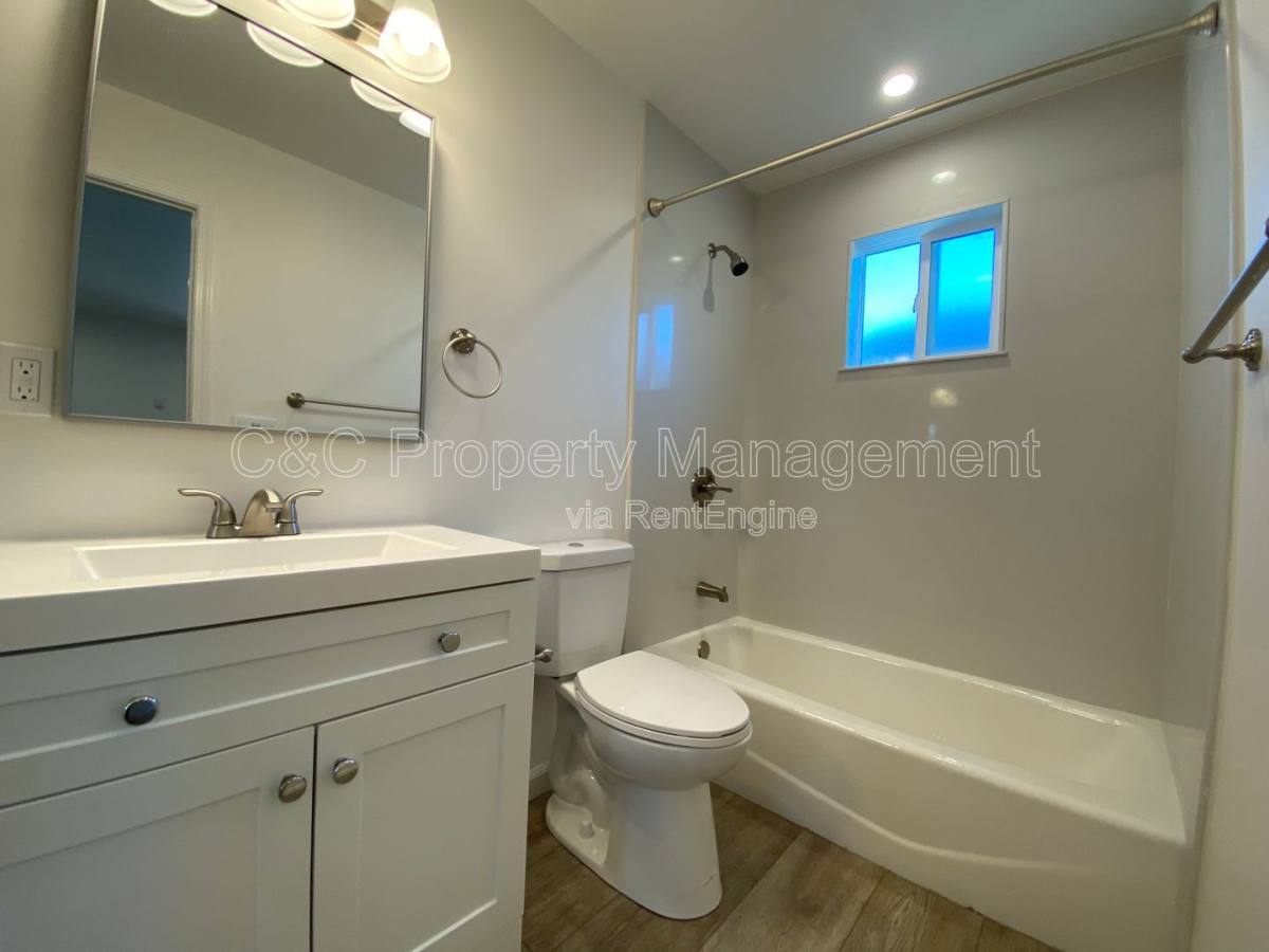 1301 Darwin St #B, Seaside, CA 93955 - Apartment for Rent - Image 7