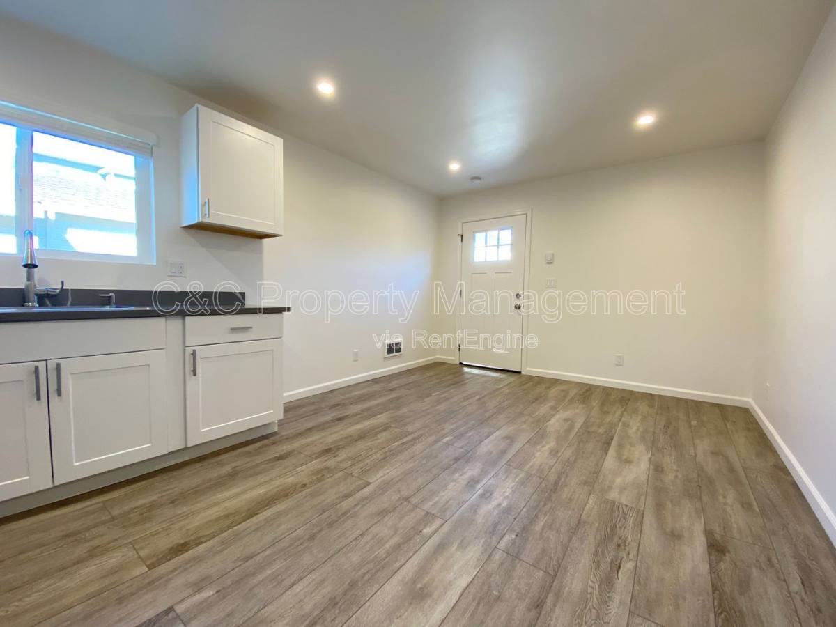 1301 Darwin St #B, Seaside, CA 93955 - Apartment for Rent - Image 6