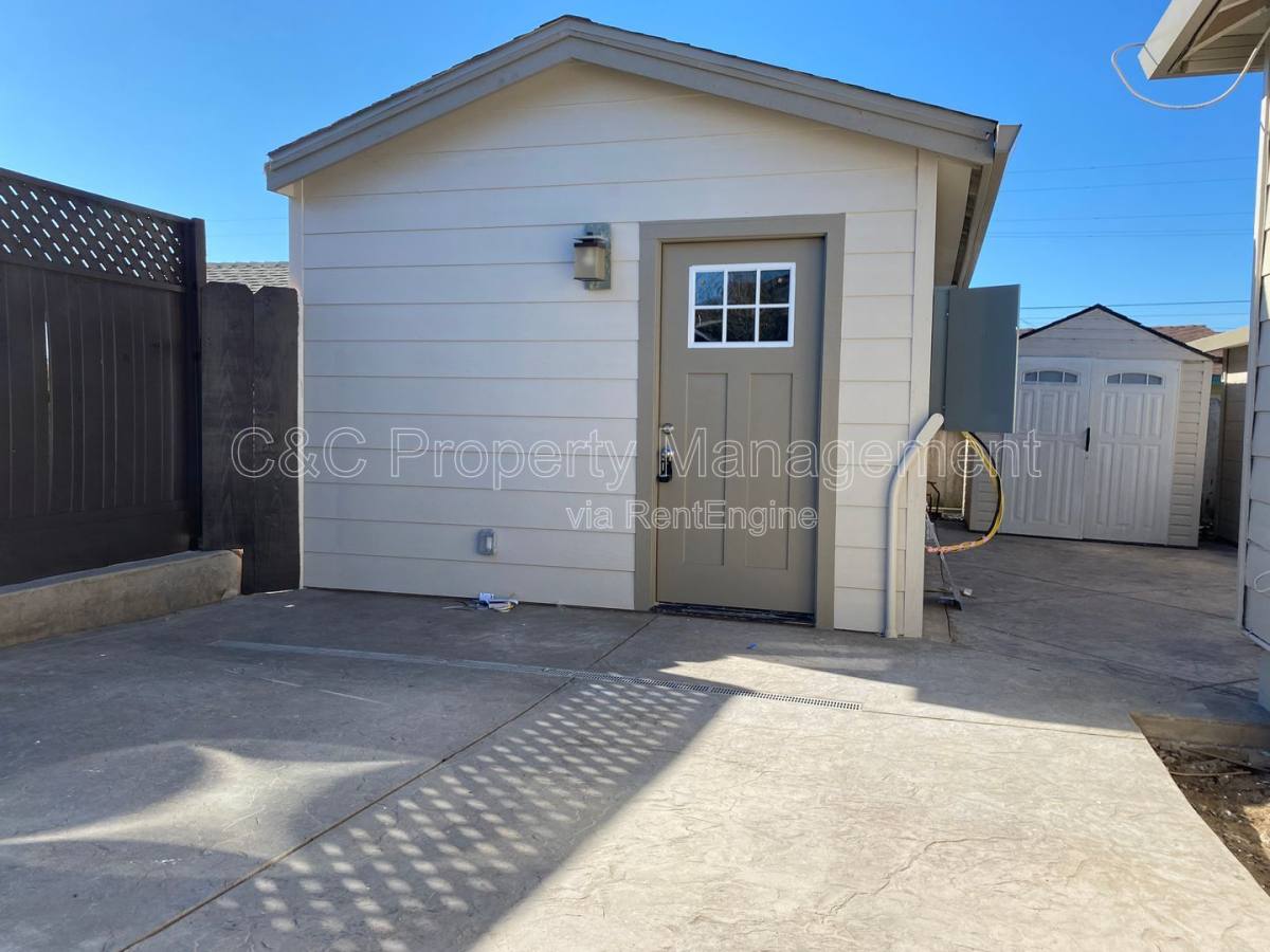 1301 Darwin St #B, Seaside, CA 93955 - Apartment for Rent - Image 2