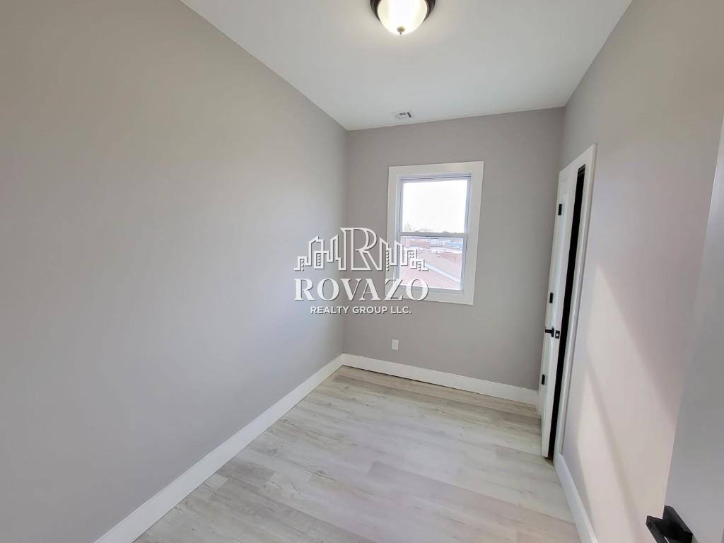 Apartment for rent at 745 S 18th St #1R, Newark, NJ 07103