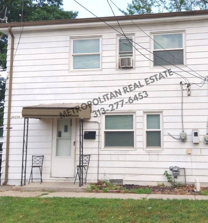 Townhouse for rent at 34214 Dayton Court, Westland, MI 48186