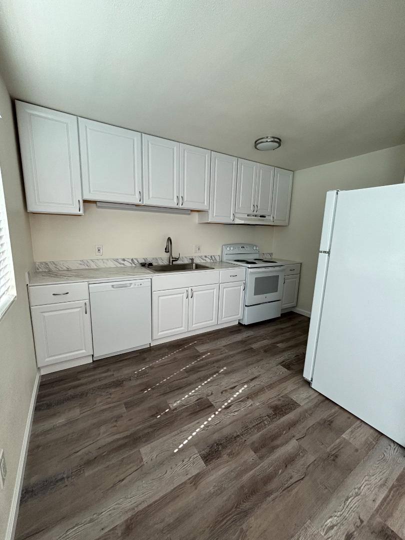 Apartment for rent at 2330 E Ashlan Ave #206, Fresno, CA 93726