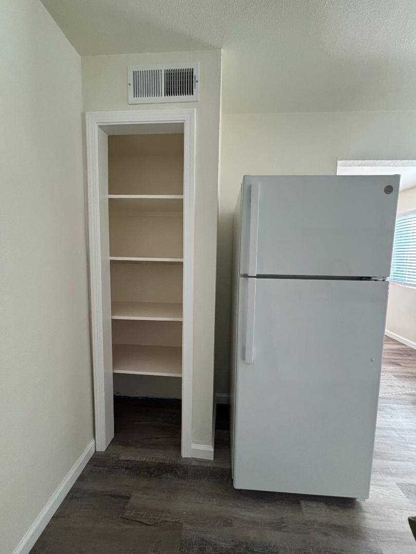 Apartment for rent at 2330 E Ashlan Ave #206, Fresno, CA 93726