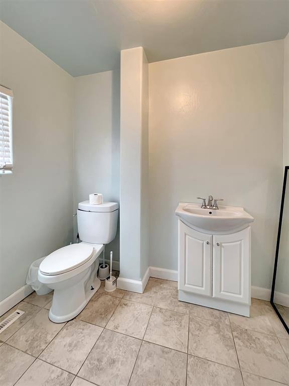 Apartment for rent at 612 12th Ave 3, Menominee, MI 49858