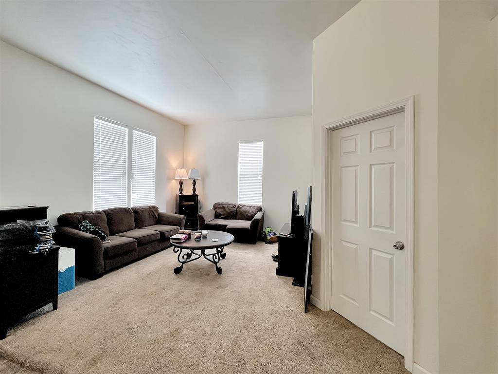 Apartment for rent at 612 12th Ave 3, Menominee, MI 49858