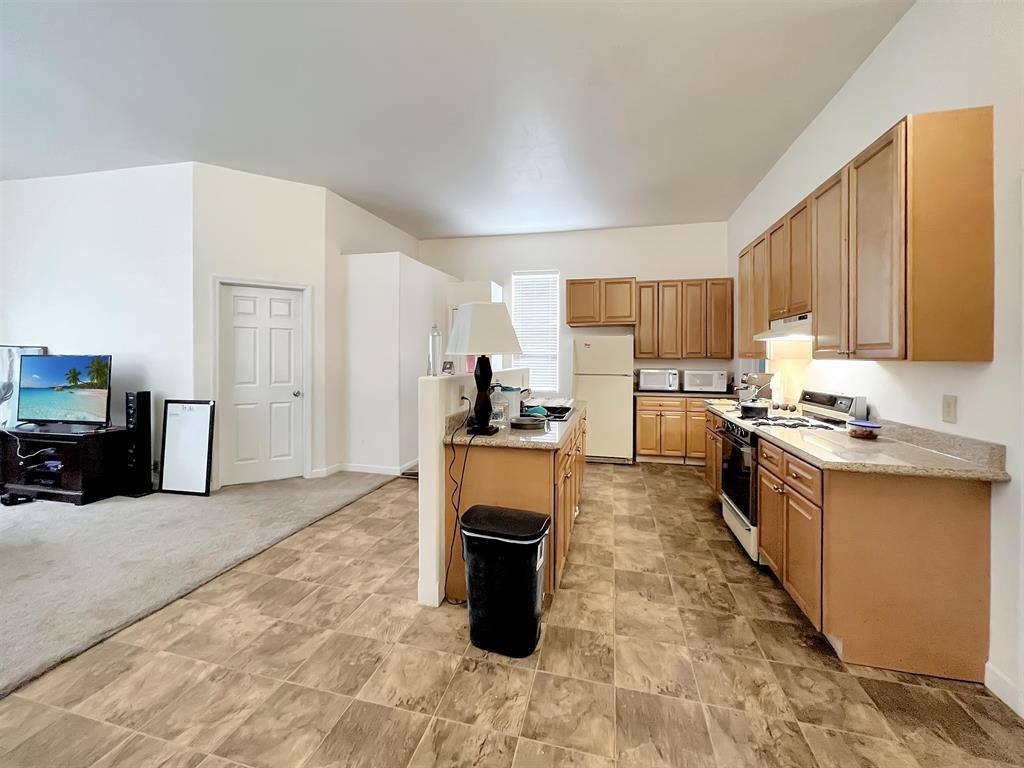 Apartment for rent at 612 12th Ave 3, Menominee, MI 49858
