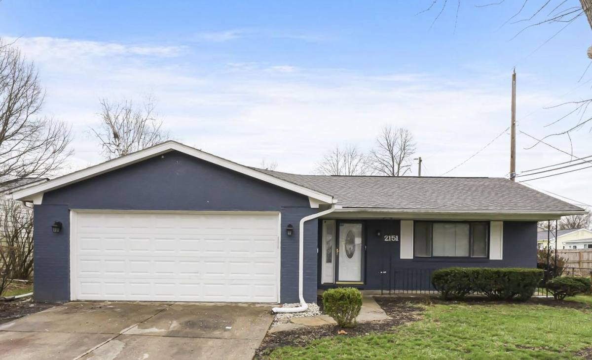 House for rent at 2151 Trent Rd, Columbus, OH 43229