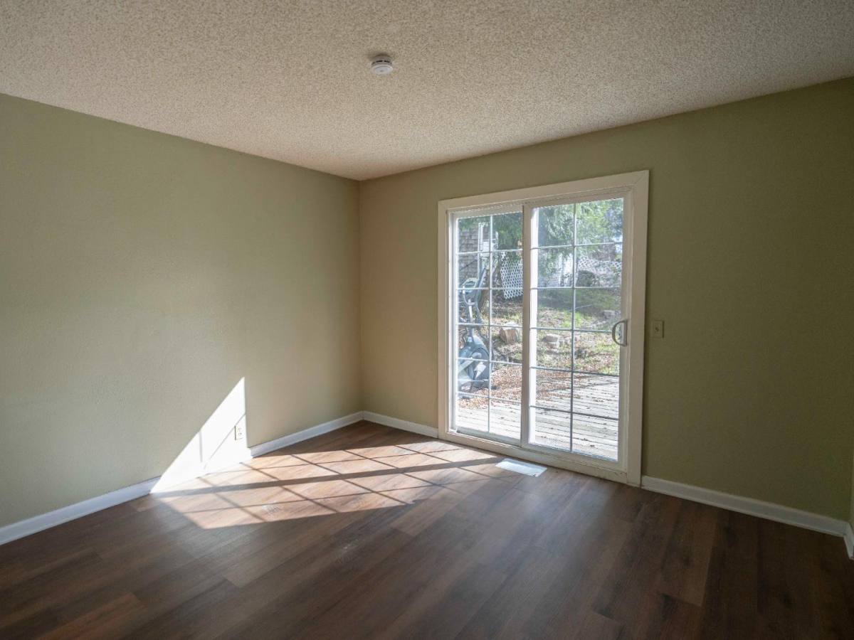 House for rent at 26425 Lake Forest Dr, Twin Peaks, CA 92391