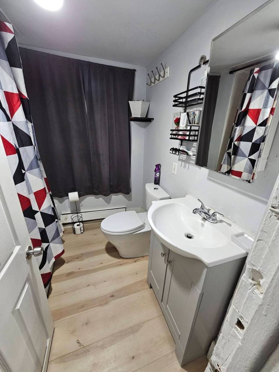396 Liberty St, Newburgh, NY 12550 - House for Rent - Image 8