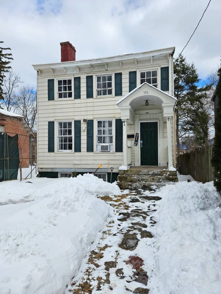 House for rent at 396 Liberty St, Newburgh, NY 12550