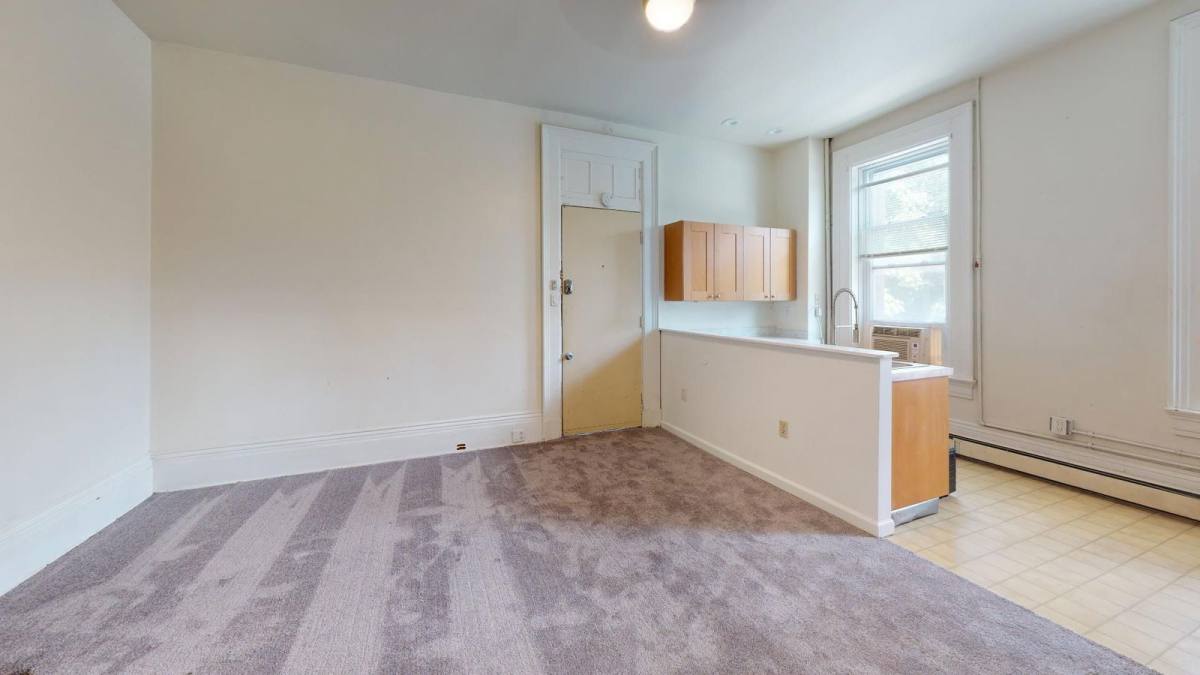 Apartment for rent at 2419 Vine St #3, Cincinnati, OH 45219