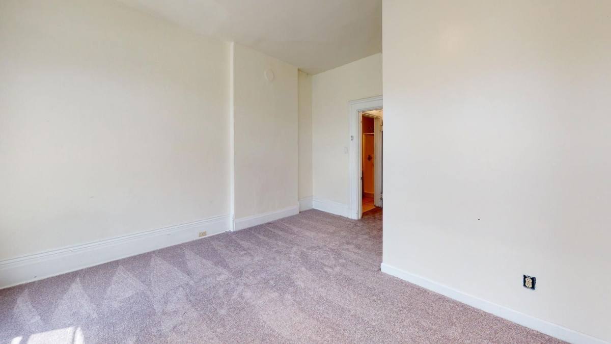 Apartment for rent at 2419 Vine St #3, Cincinnati, OH 45219