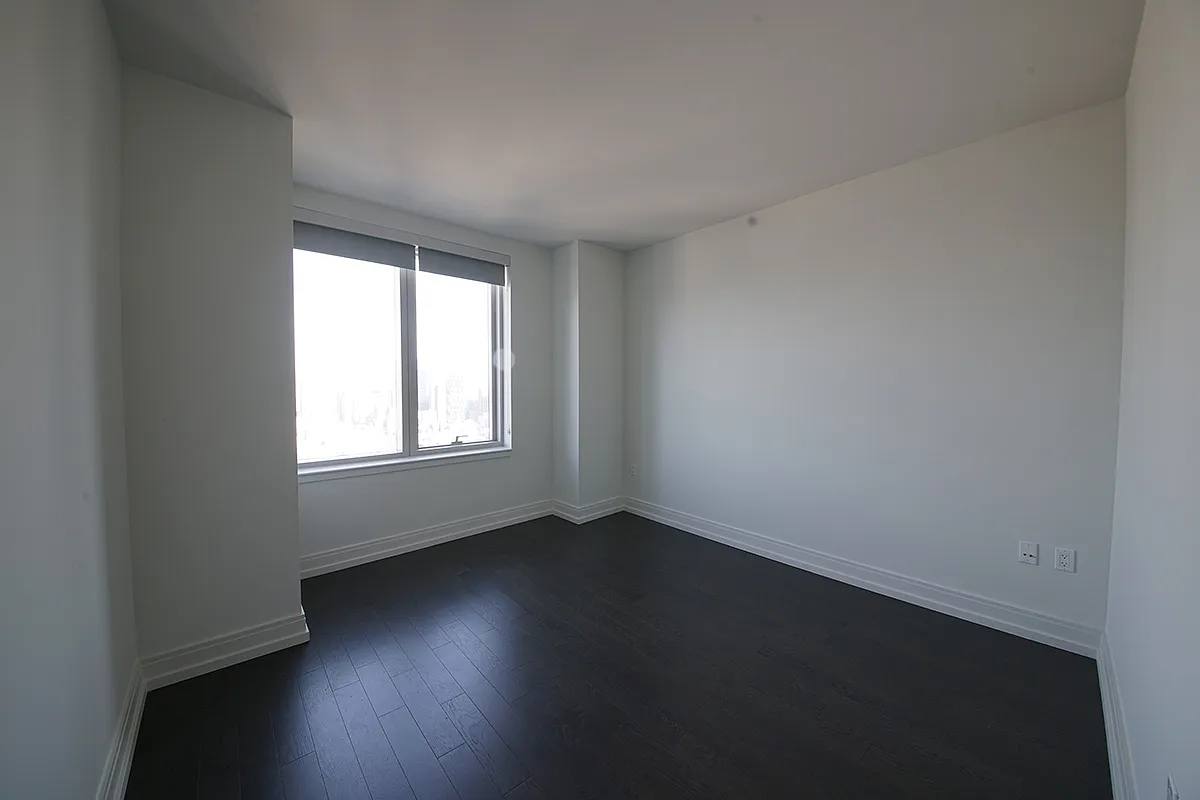 Apartment for rent at 555 10th Ave #31FF, New York, NY 10018