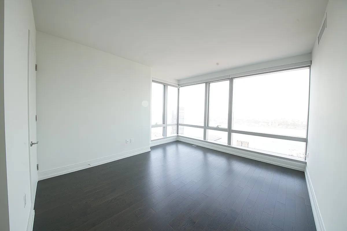 Apartment for rent at 555 10th Ave #31FF, New York, NY 10018