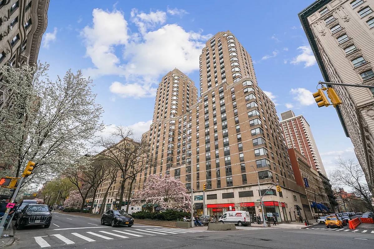 Apartment for rent at 247 W 87th St #6BB, New York, NY 10024