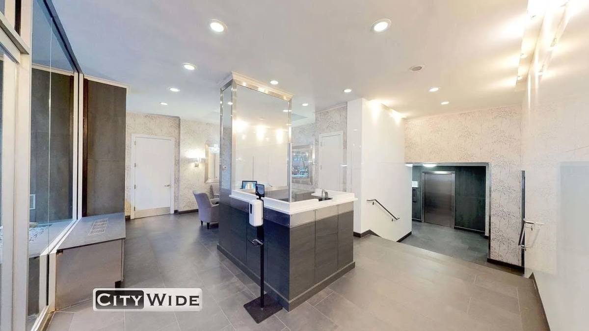 Apartment for rent at 405 E 56th St #5NN, New York, NY 10022