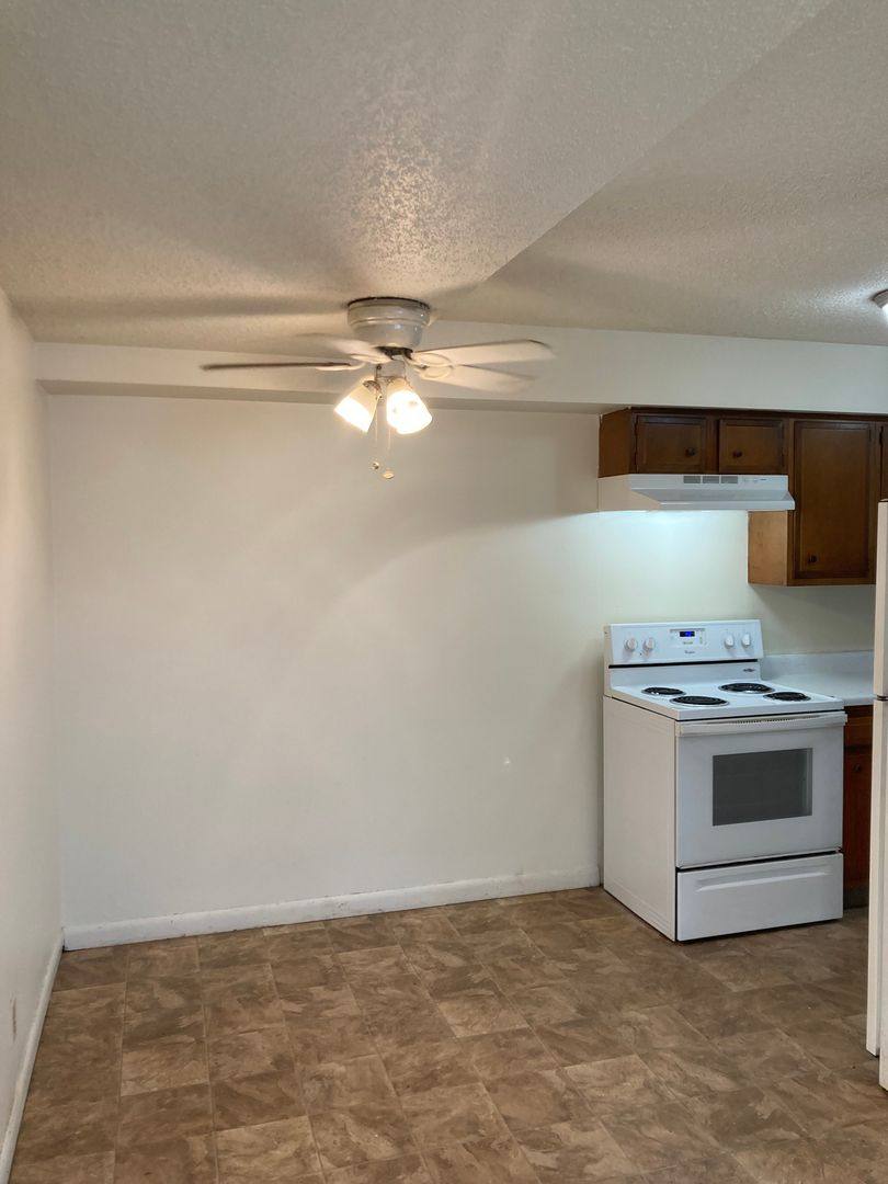 Apartment for rent at 1804 16th St, Rock Island, IL 61201