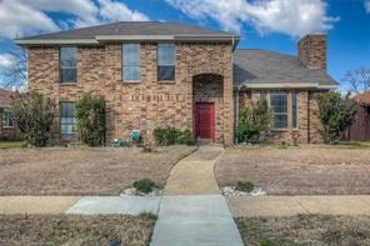 House for rent at 8005 Cornell Dr, Rowlett, TX 75088