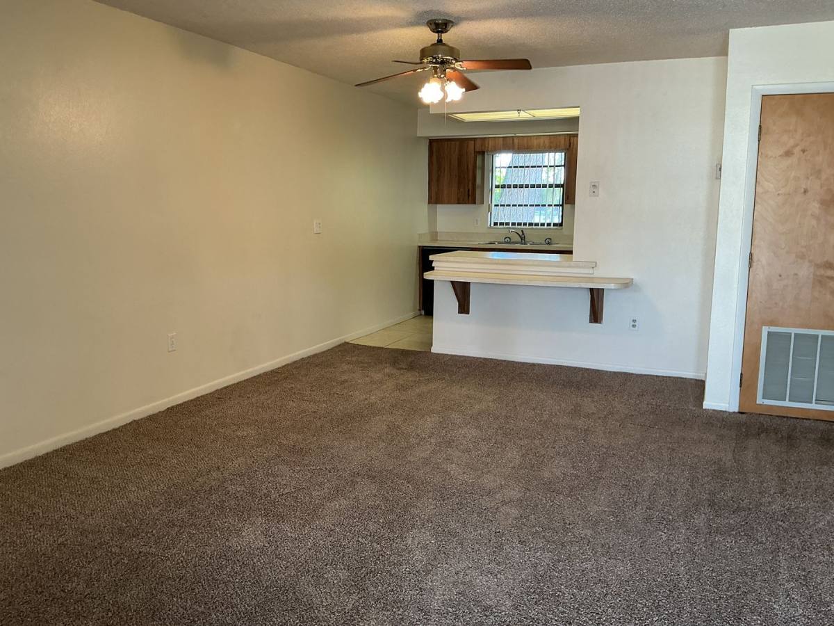 Apartment for rent at 1112 S Blvd, Lakeland, FL 33803