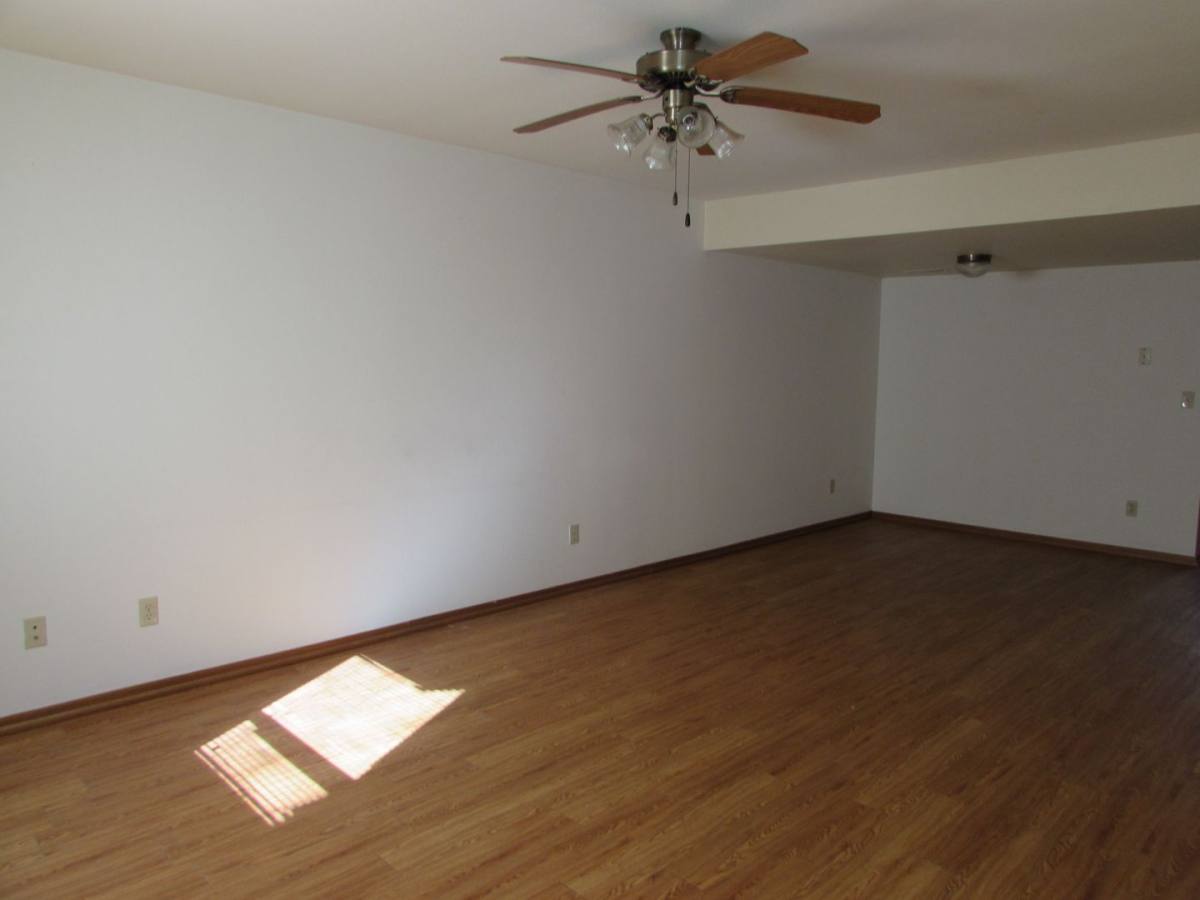 Apartment for rent at 20380 Skyview Dr, Waynesville, MO 65583