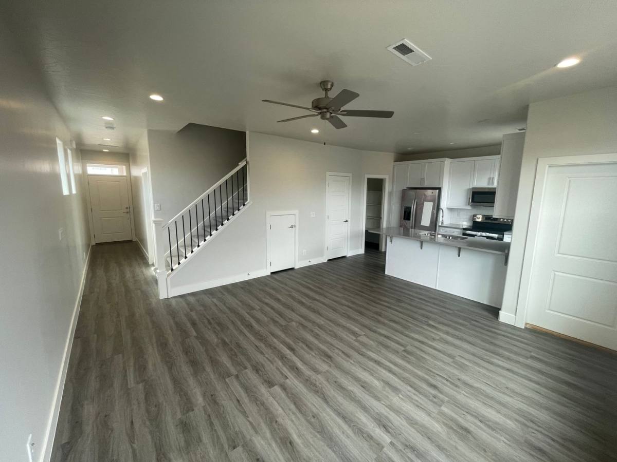 Townhouse for rent at 3843 S Mustang Valley Dr, Washington, UT 84780