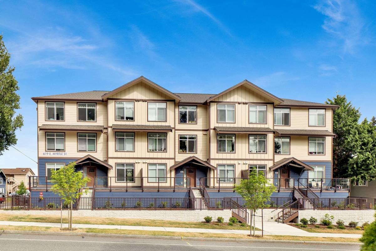 Apartment for rent at 619 E Myrtle St, Bellingham, WA 98225