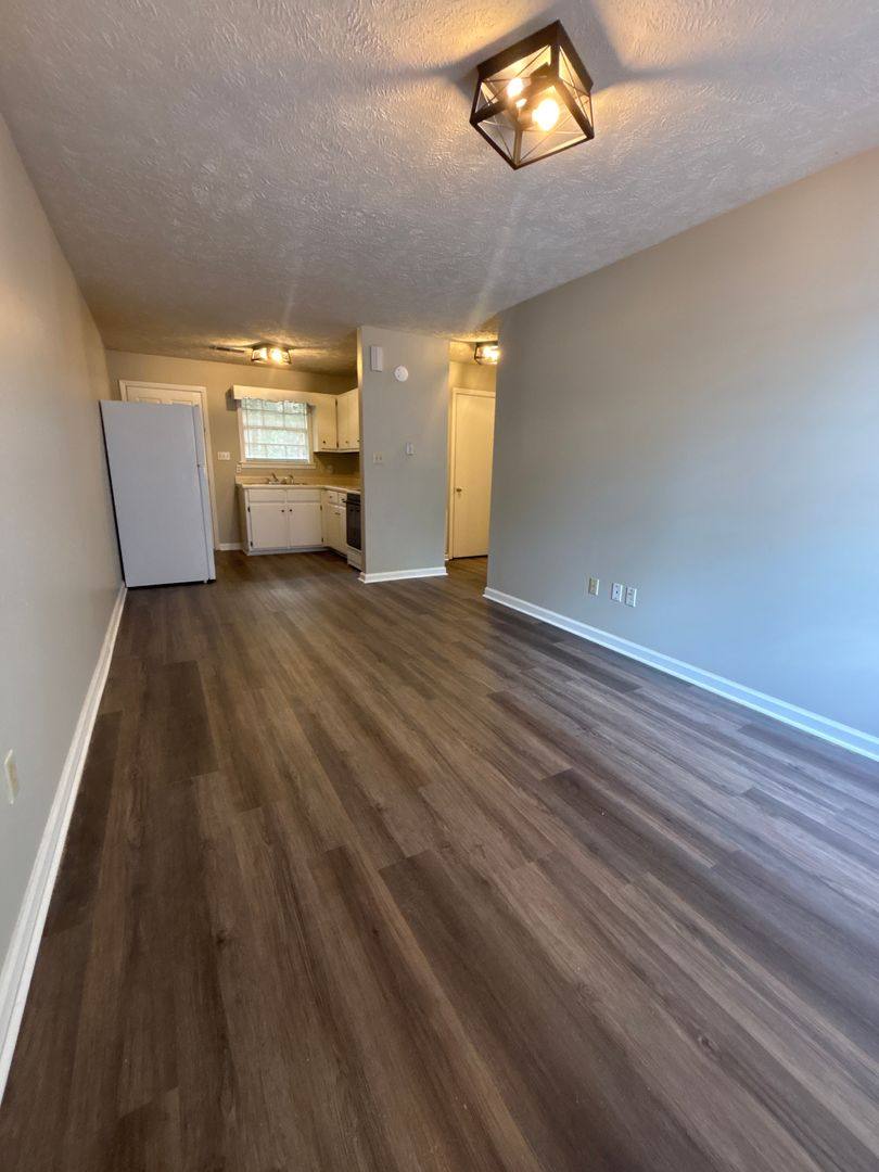 Apartment for rent at 570 Lambuth Blvd, Jackson, TN 38301