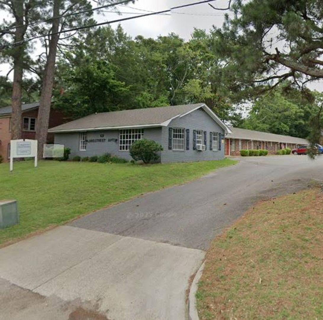 Apartment for rent at 570 Lambuth Blvd, Jackson, TN 38301