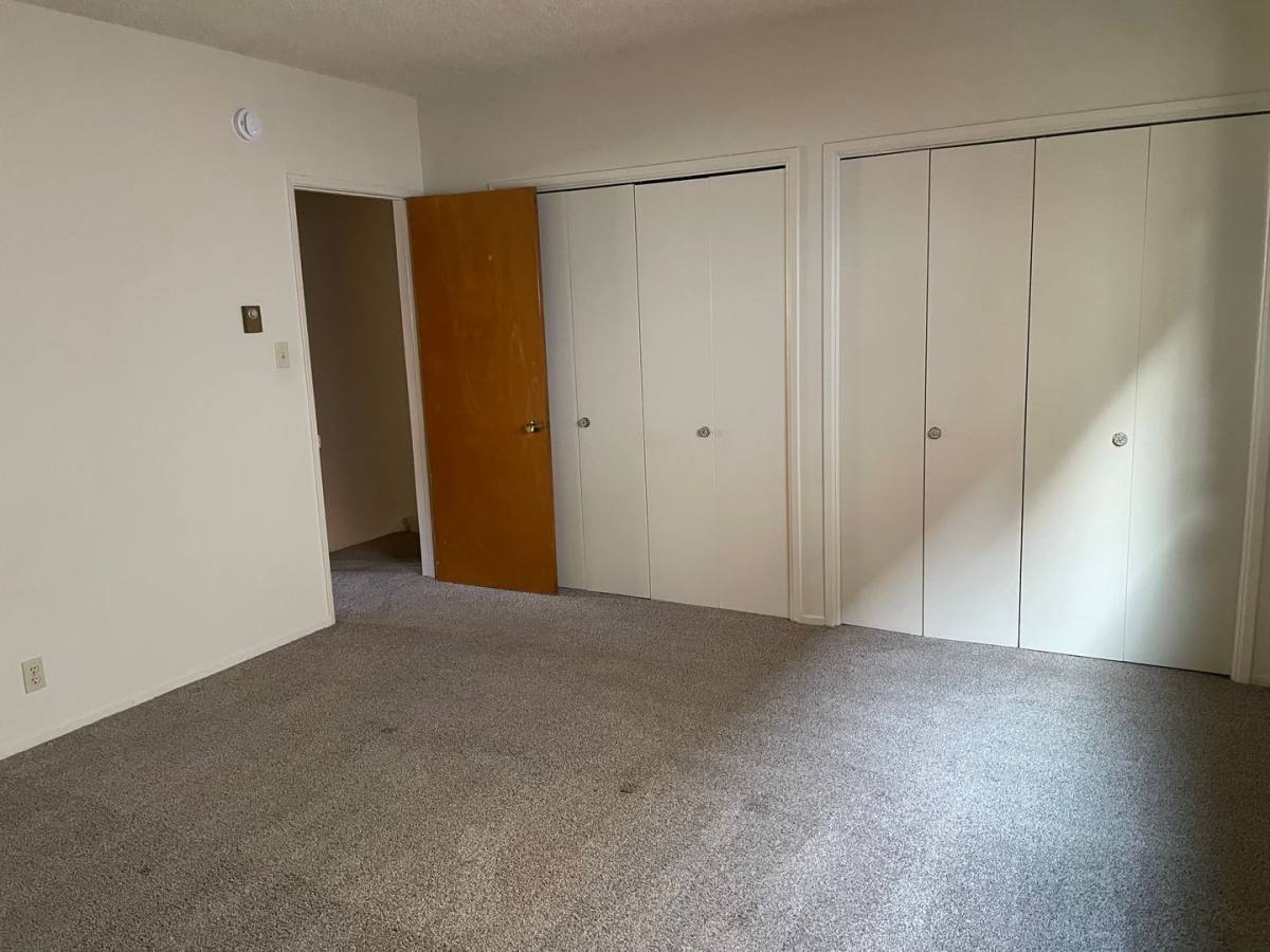 Apartment for rent at 1161 Linden Ave, Glendale, CA 91201