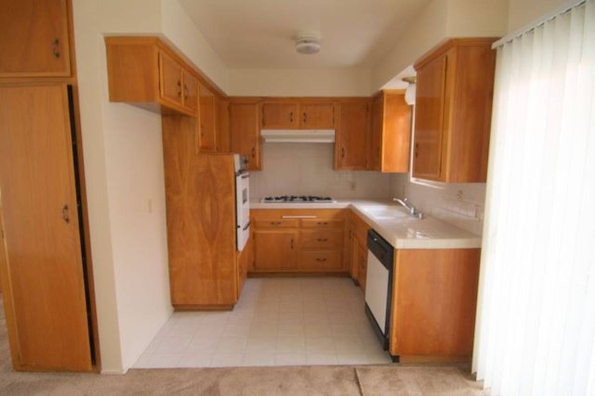 Apartment for rent at 1161 Linden Ave, Glendale, CA 91201