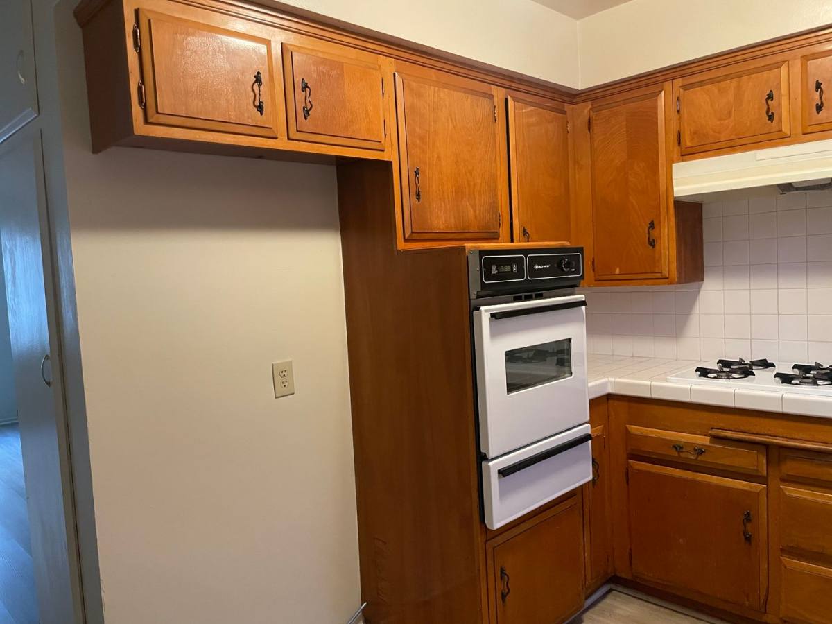 Apartment for rent at 1161 Linden Ave, Glendale, CA 91201