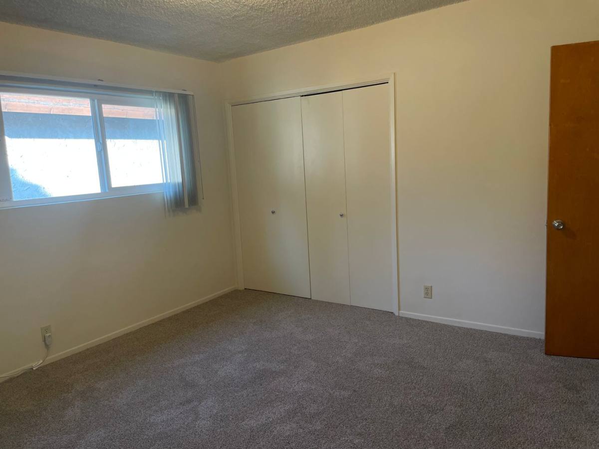 Apartment for rent at 1161 Linden Ave, Glendale, CA 91201