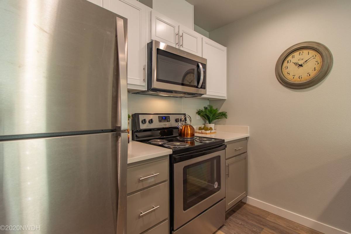 Townhouse for rent at 95 N Polk St, Eugene, OR 97402