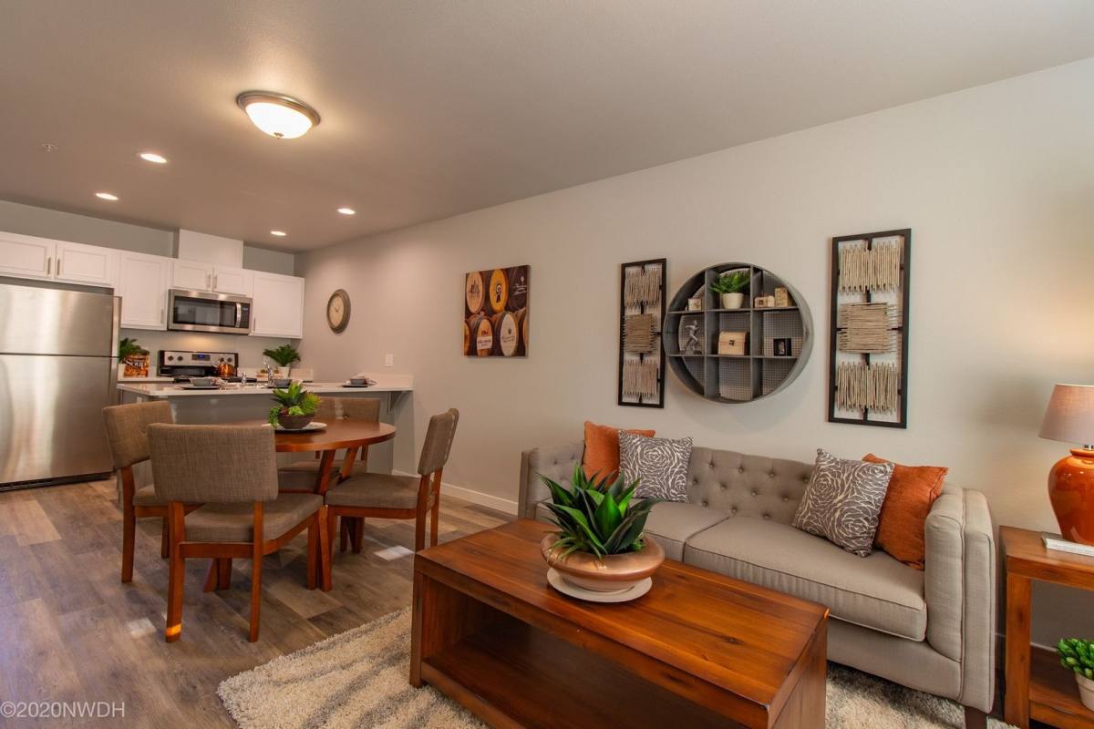 Townhouse for rent at 95 N Polk St, Eugene, OR 97402