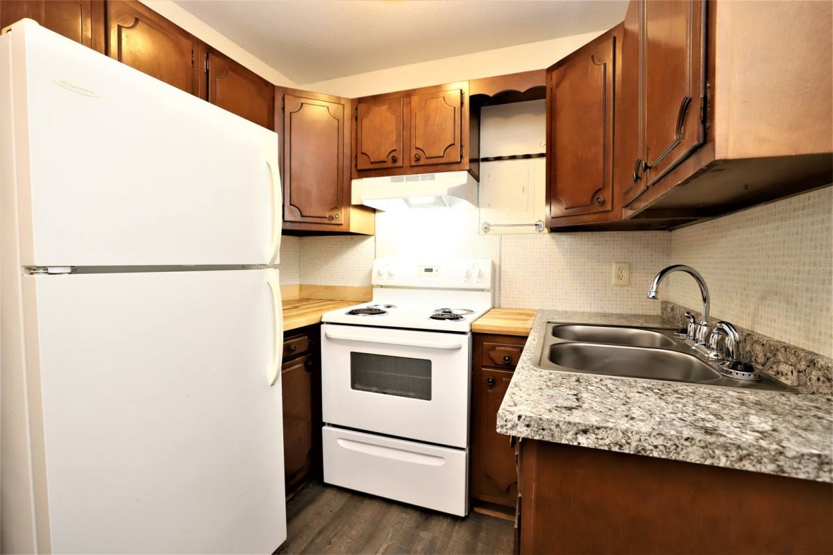 Apartment for rent at 3016 Lynn Ave S, Minneapolis, MN 55416