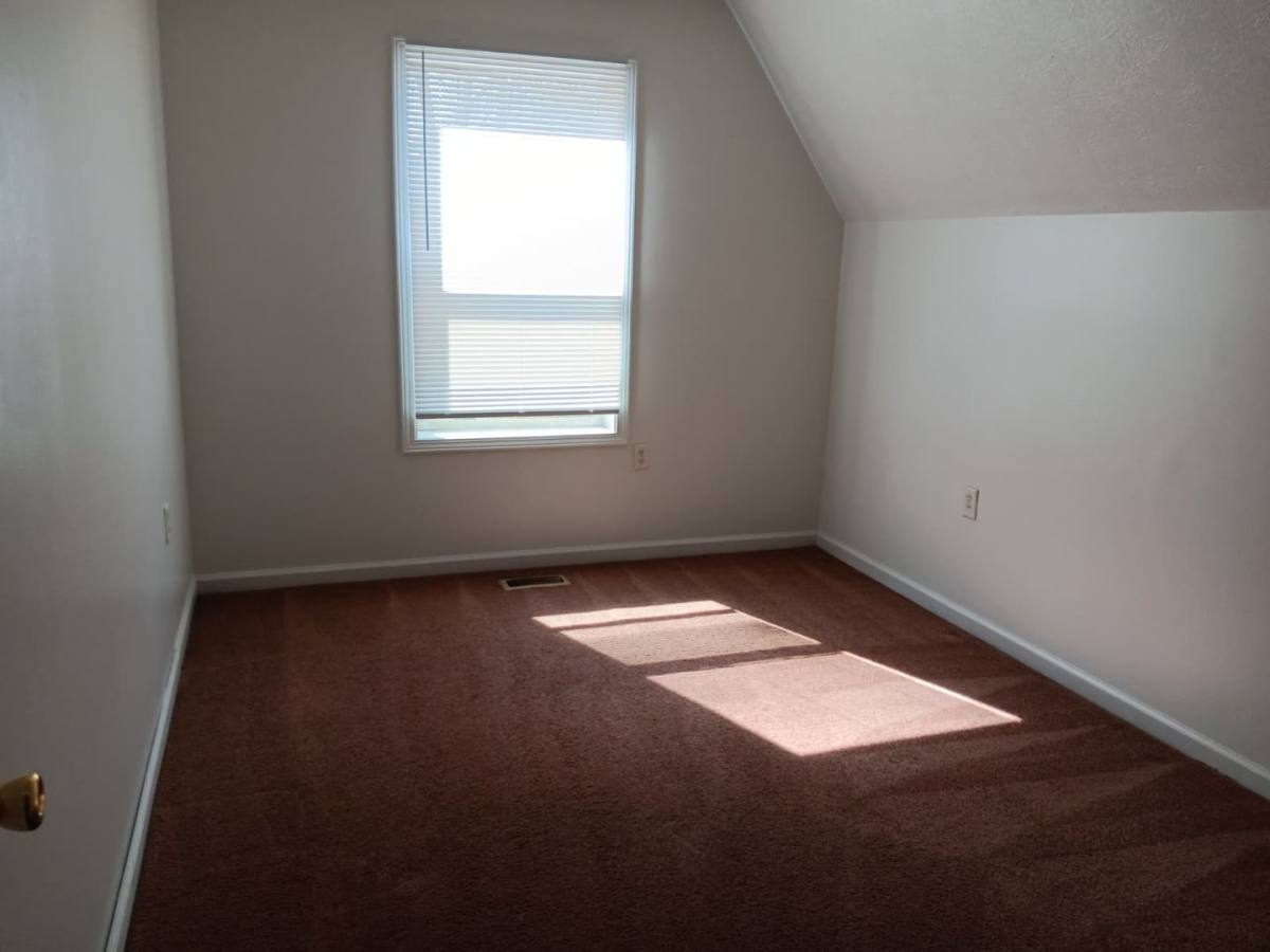 House for rent at 18 E Grand Ave, Springfield, OH 45506