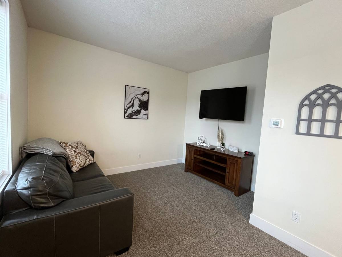 House for rent at 421 W 6th St, Bloomington, IN 47404
