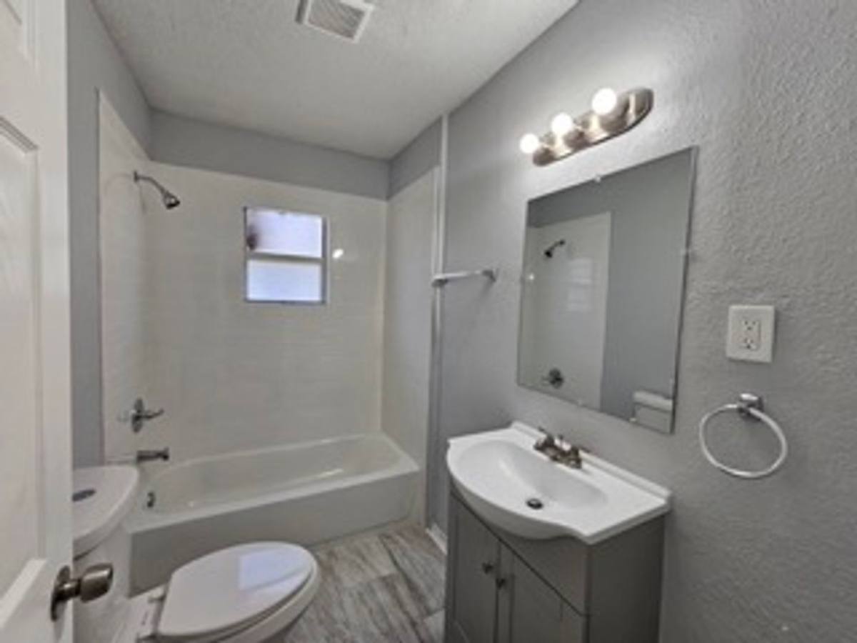 House for rent at 646 Escambia St, Jacksonville, FL 32208