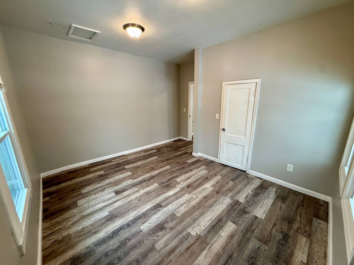 House for rent at 3627 Parthenia Ave, Louisville, KY 40215