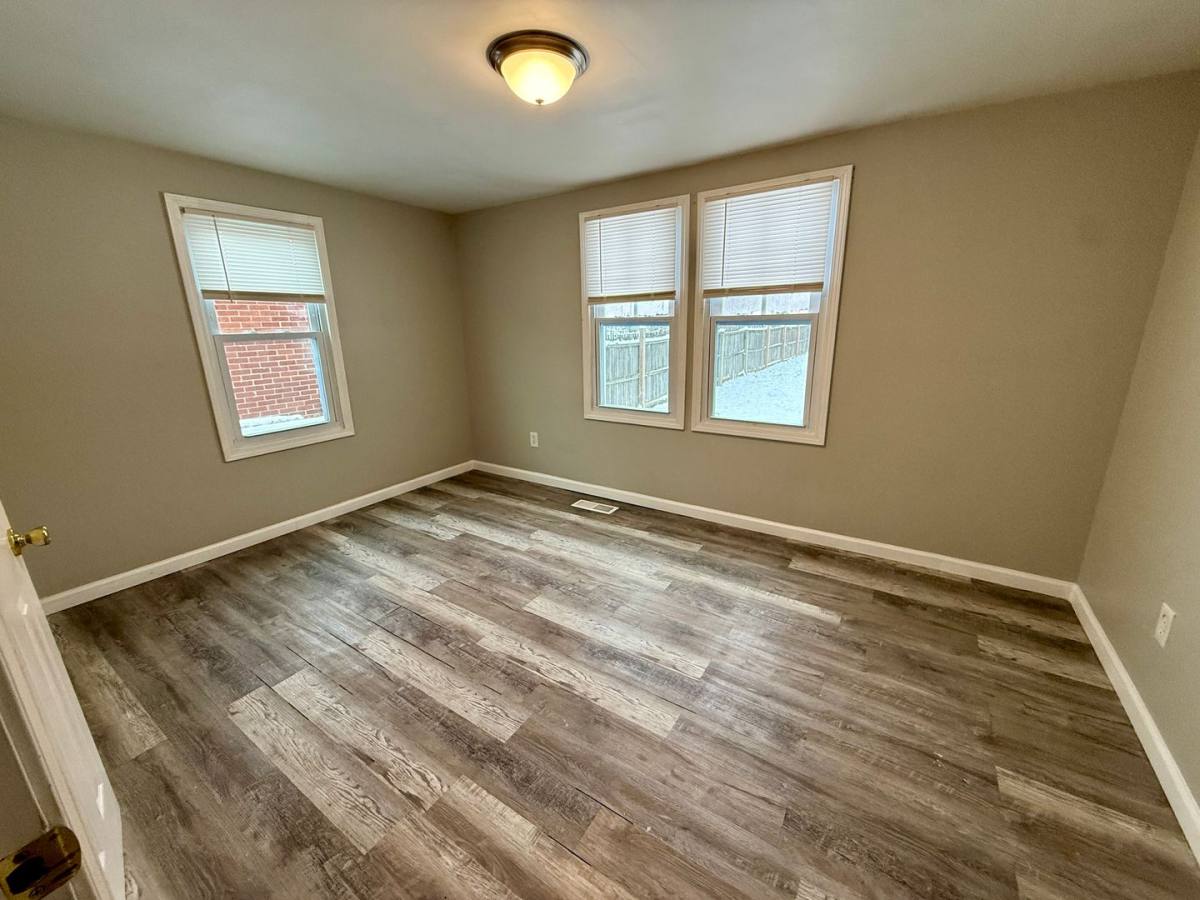 House for rent at 3627 Parthenia Ave, Louisville, KY 40215