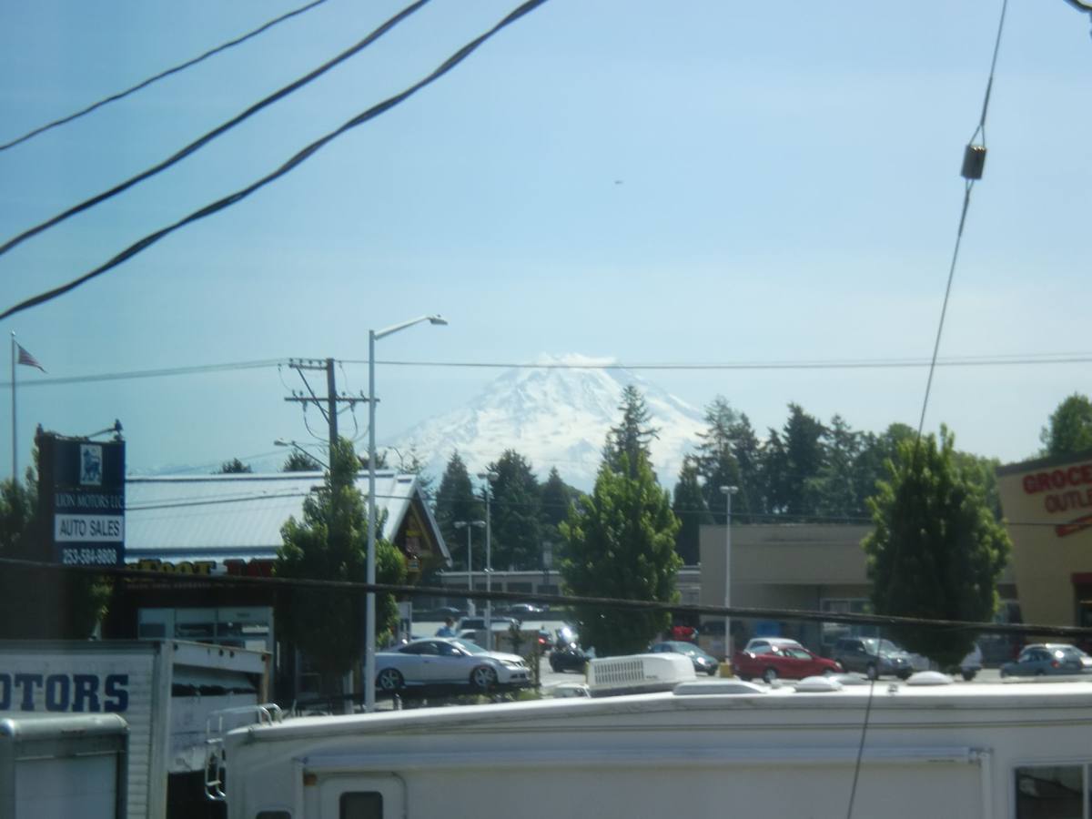 Apartment for rent at 3918 S 108th St, Lakewood, WA 98499