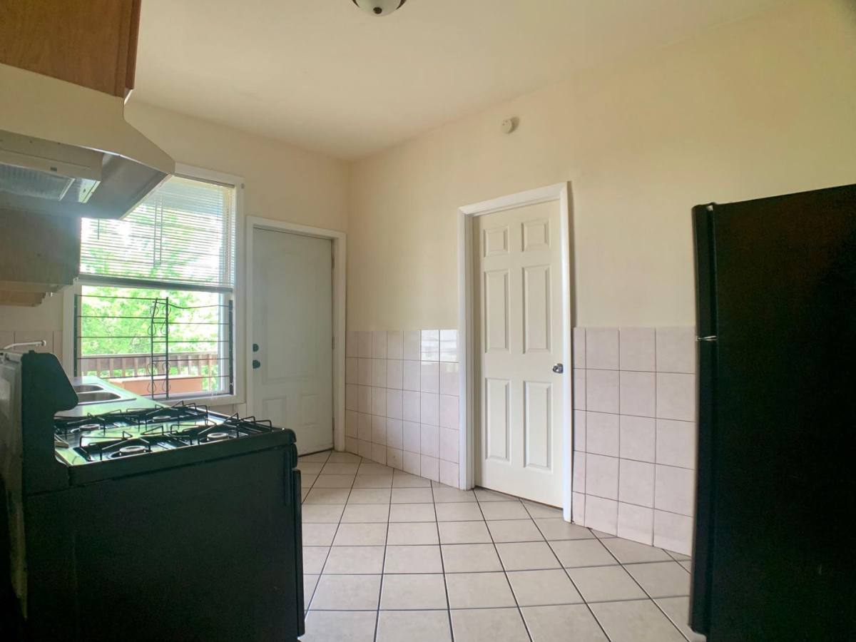 Apartment for rent at 600-02 Christiana 3338-44 Ohio, Chicago, IL 60624